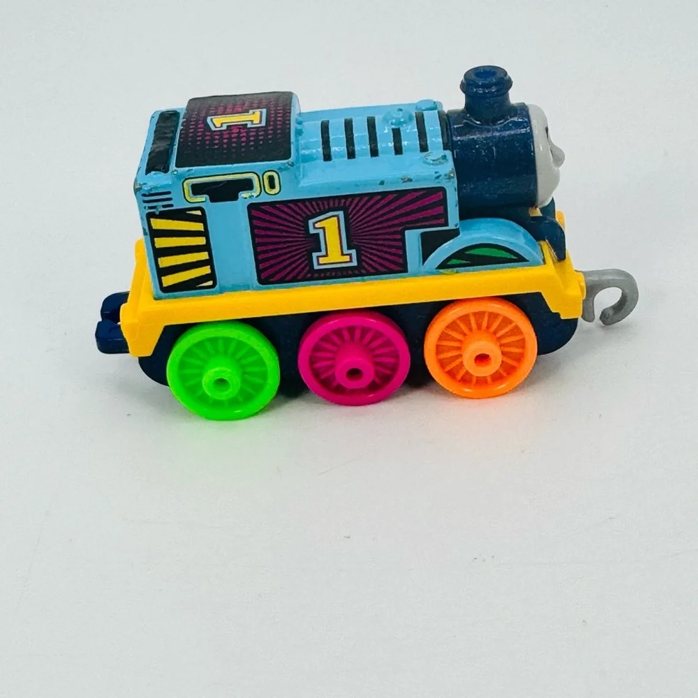 Thomas & Friends Push Along Die Cast Metal Engine NEON THOMAS 2020 Gullane.